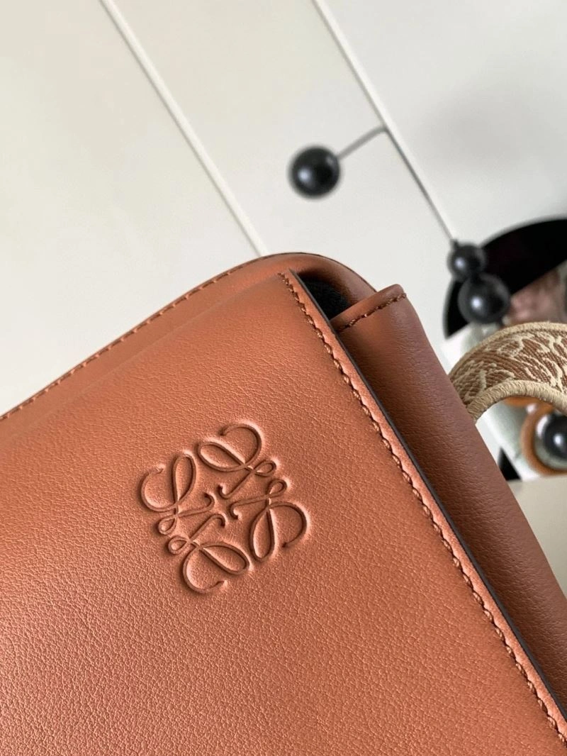 Loewe Satchel Bags Stretchable 61173