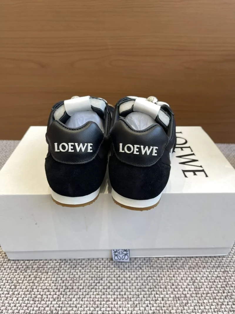 Snug Loewe Shoes 7830