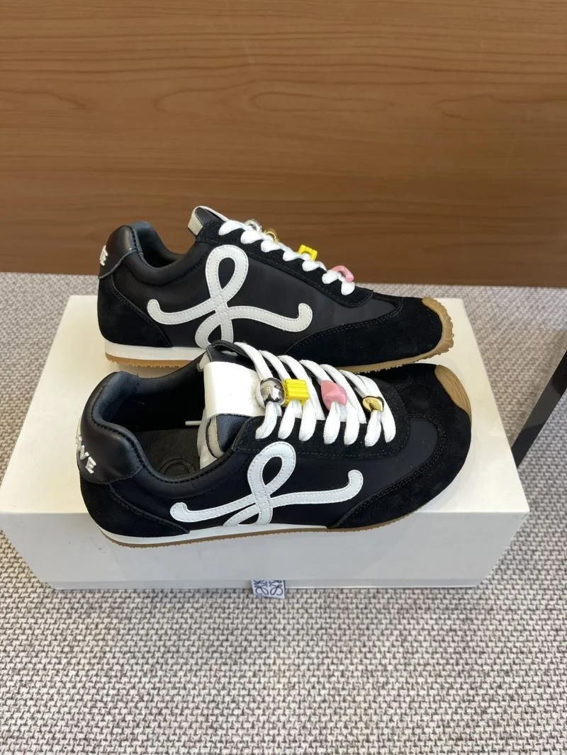 Snug Loewe Shoes 7830