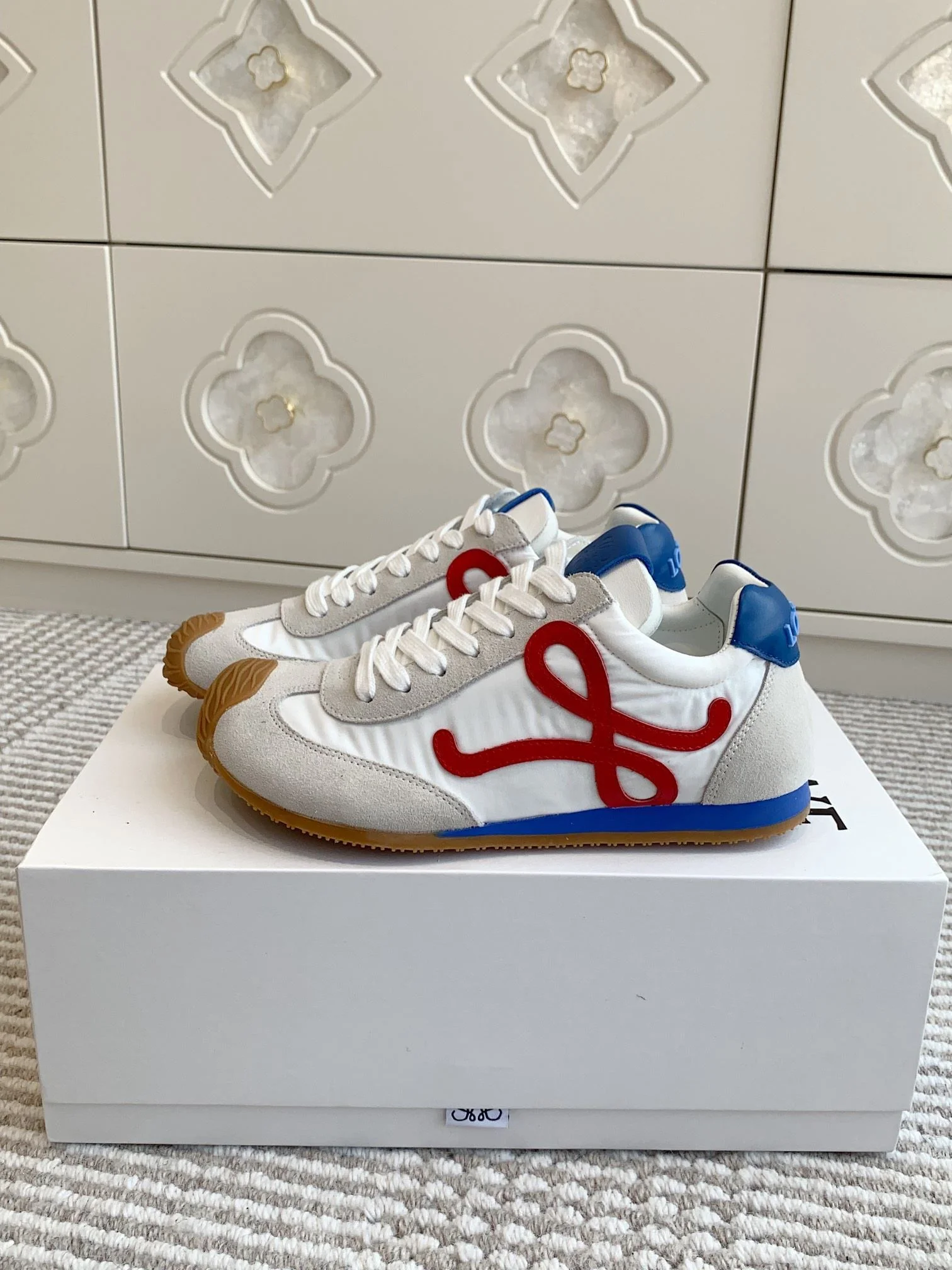 Classic Loewe Shoes 6275