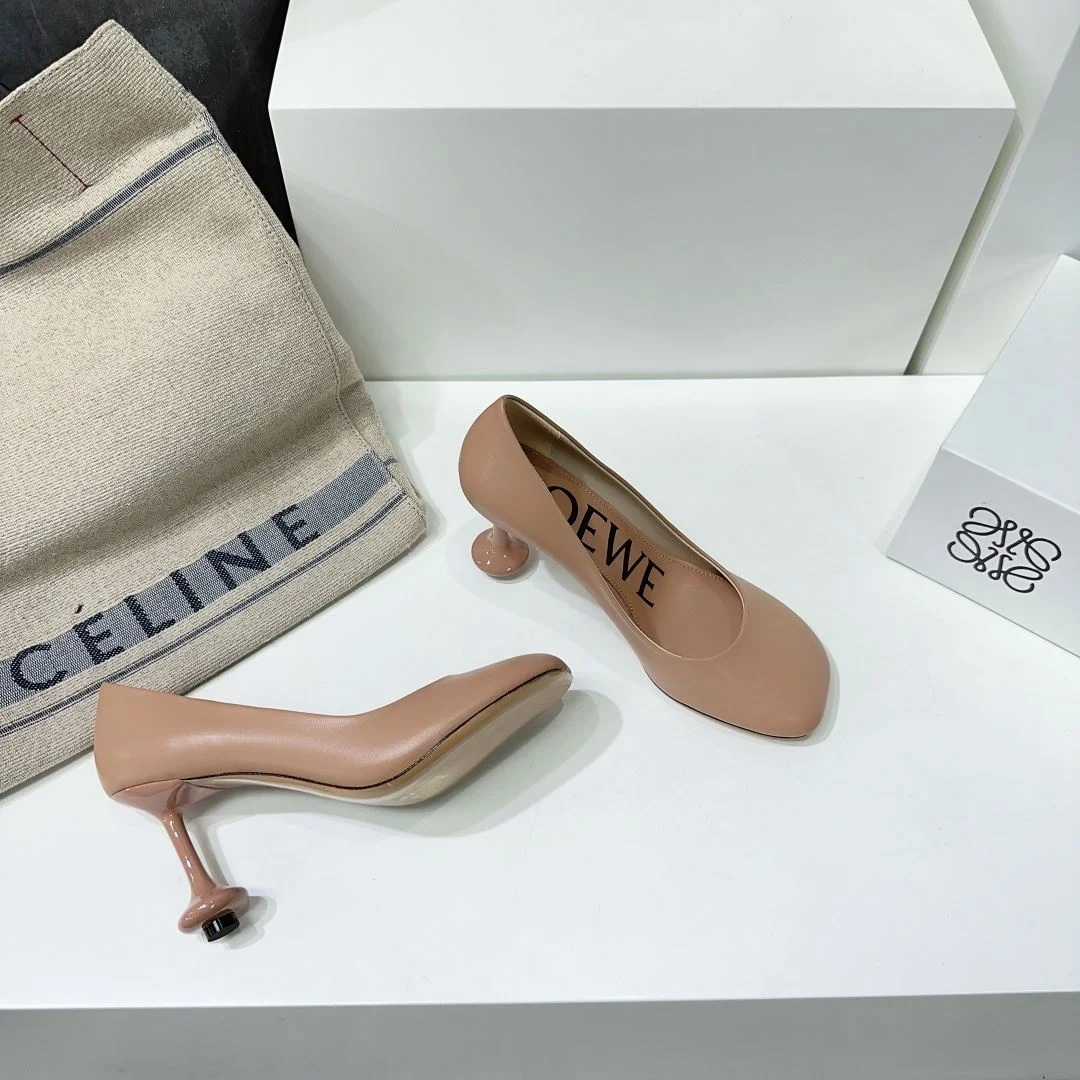 Loewe Shoes Unisex 6242
