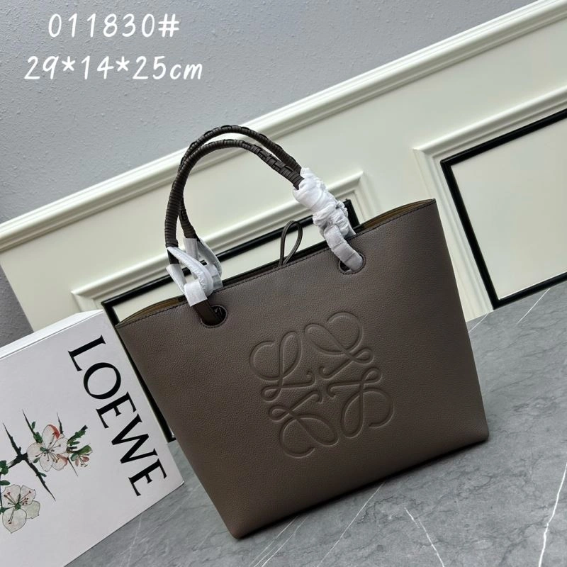 Minimalist Loewe Shopping Bags 83657