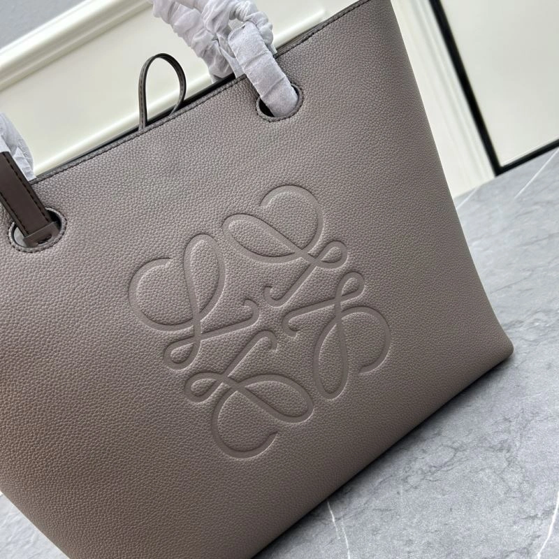Minimalist Loewe Shopping Bags 83657