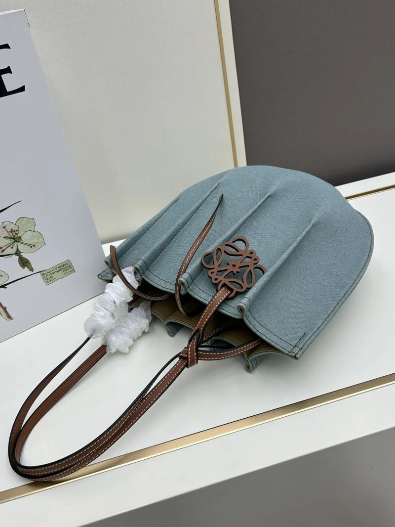 Neat Loewe Shopping Bags 83596