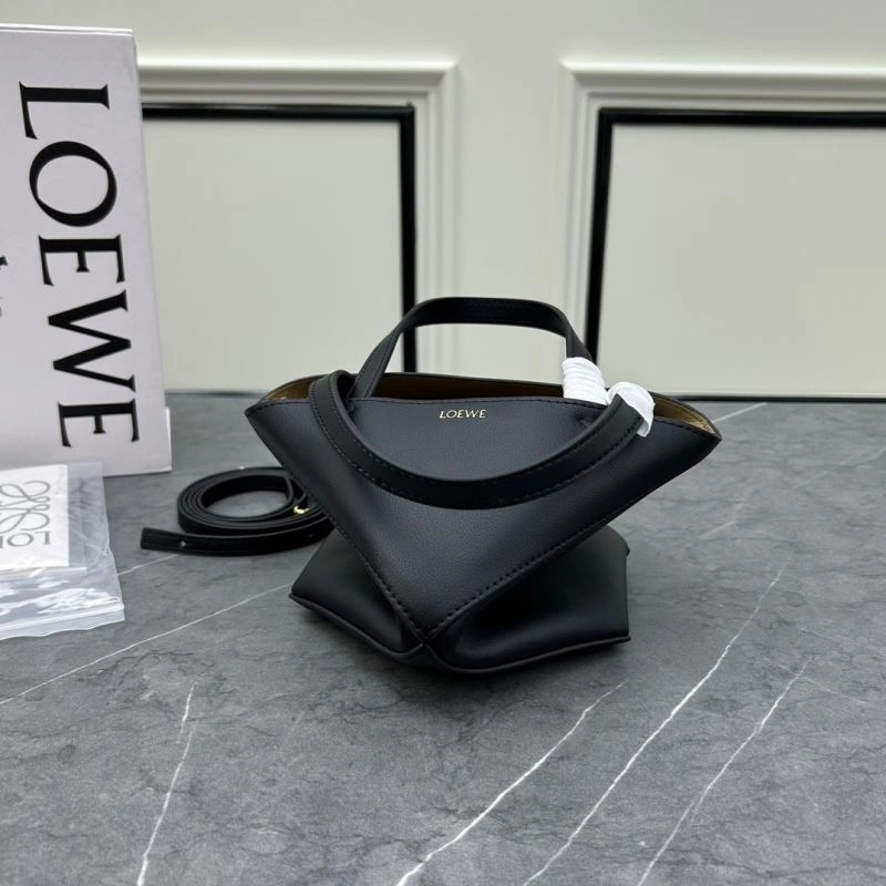Vibrant Loewe Shopping Bags 83593