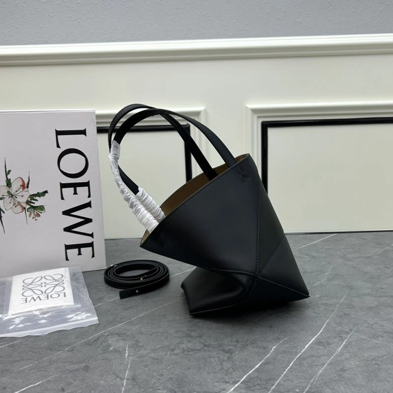 Vibrant Loewe Shopping Bags 83593