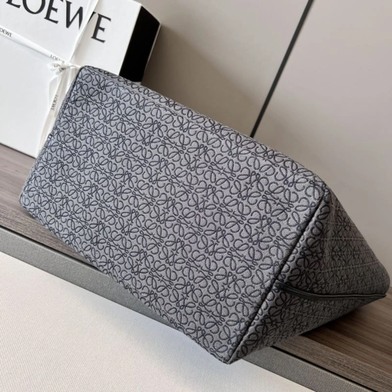 Breathable Loewe Shopping Bags 77317