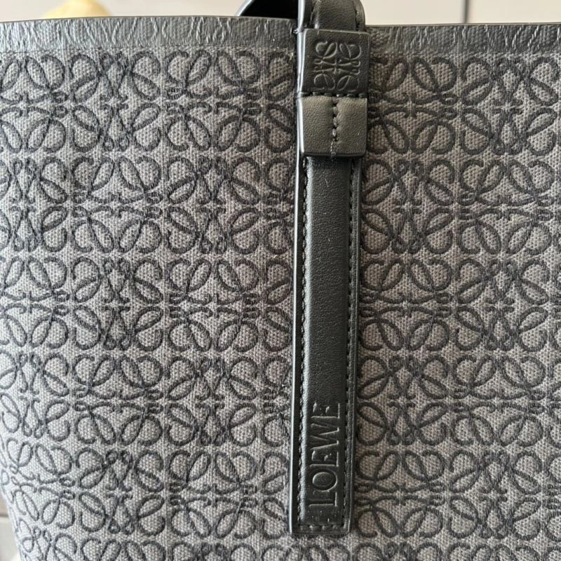 Breathable Loewe Shopping Bags 77317