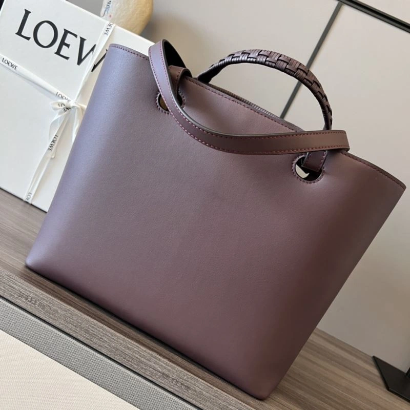 Minimalist Loewe Shopping Bags 77310