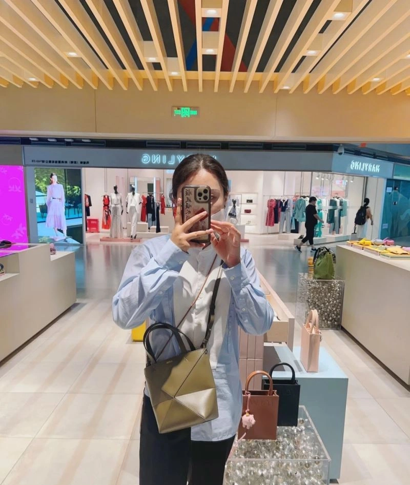 Unique Loewe Shopping Bags 73356