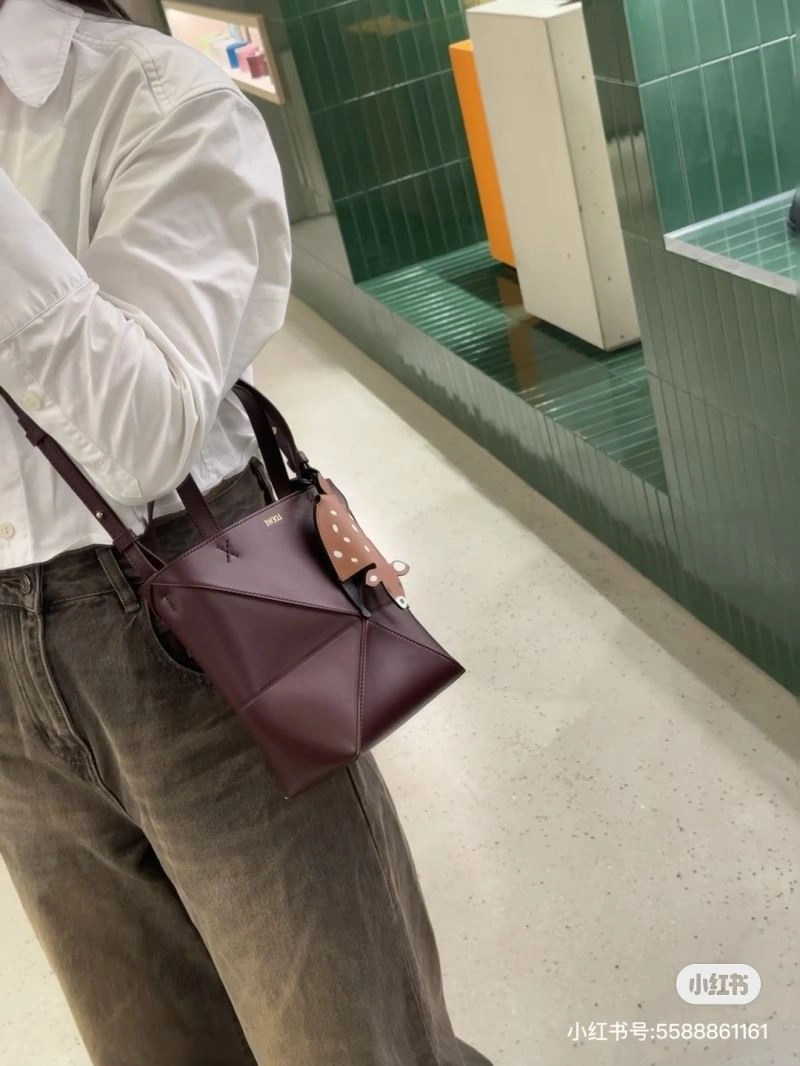 Loewe Shopping Bags UrbanStyle 73271