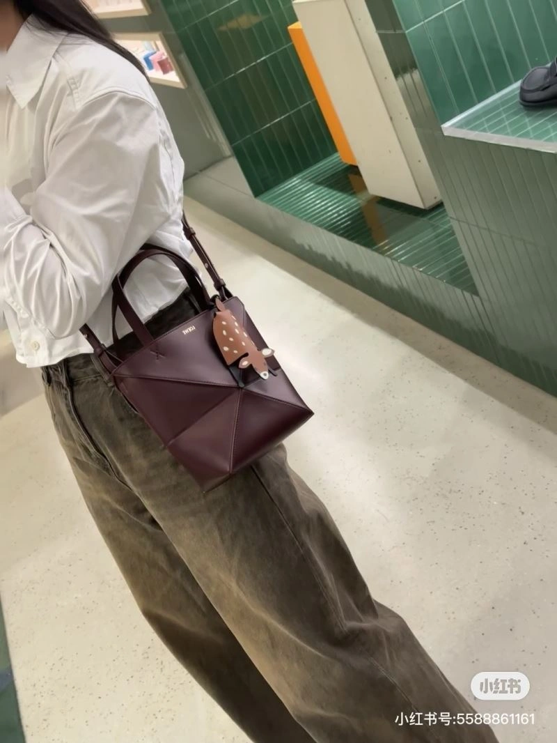 Loewe Shopping Bags UrbanStyle 73271