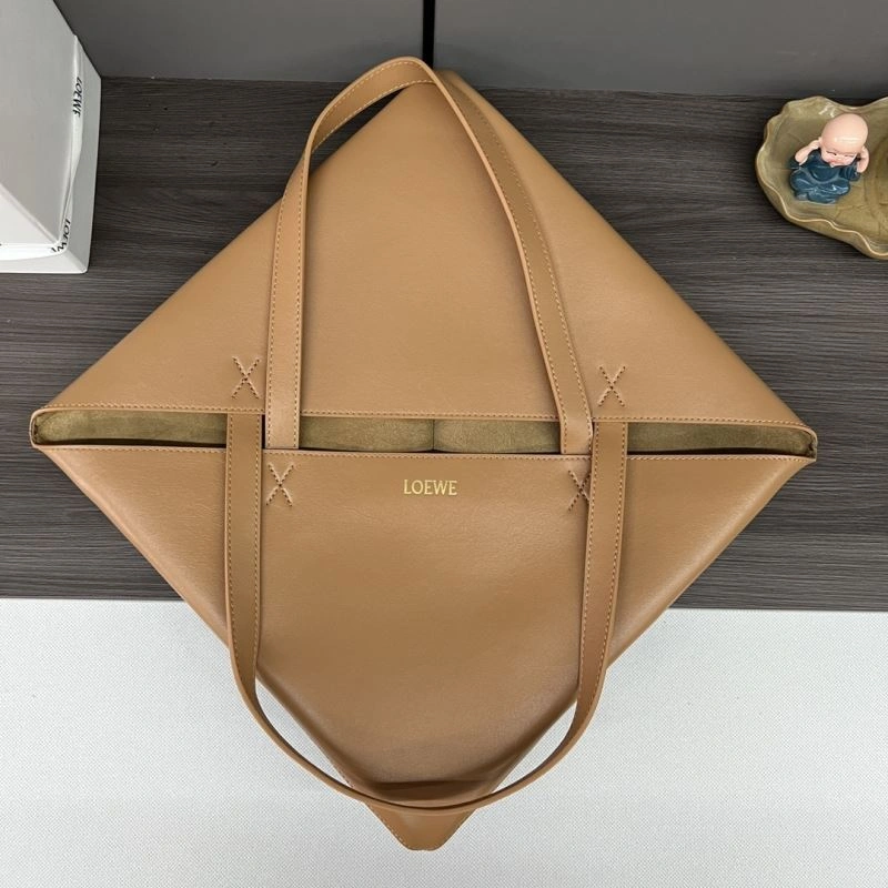 Neat Loewe Shopping Bags 73266