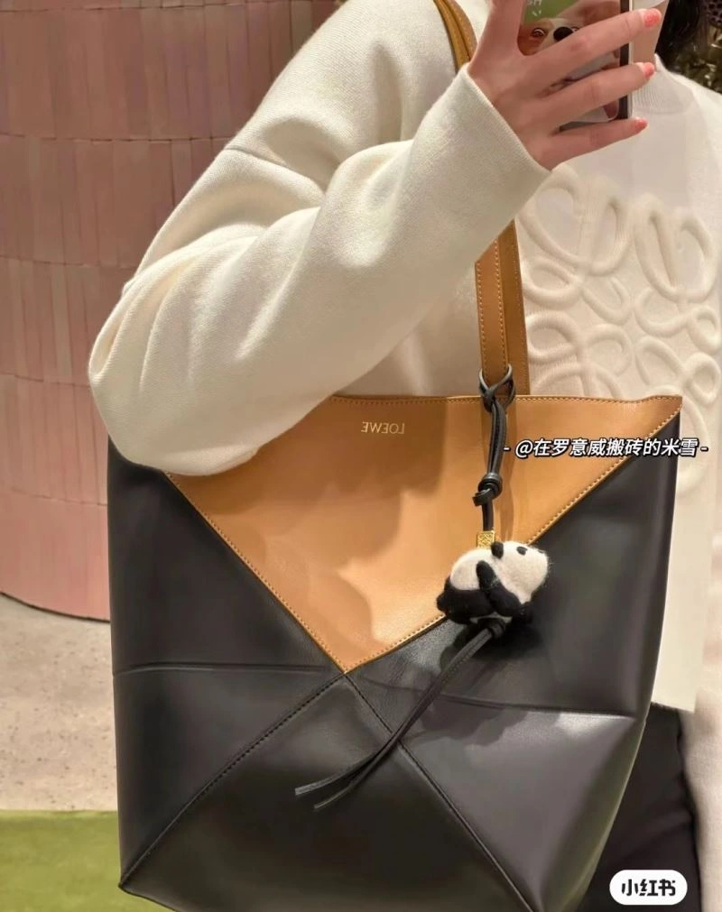 Neat Loewe Shopping Bags 73266