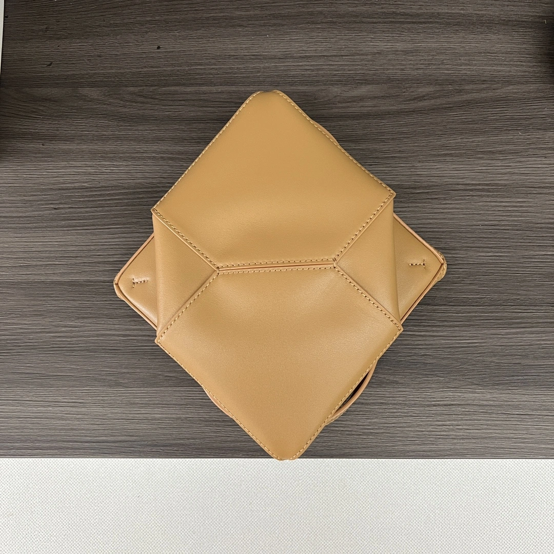 QuickDry Loewe Shopping Bags 72070