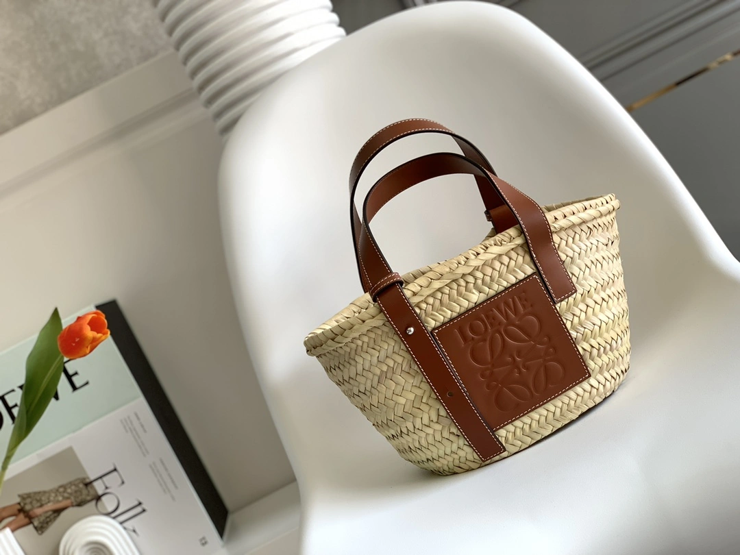 Loewe Shopping Bags Contemporary 72111