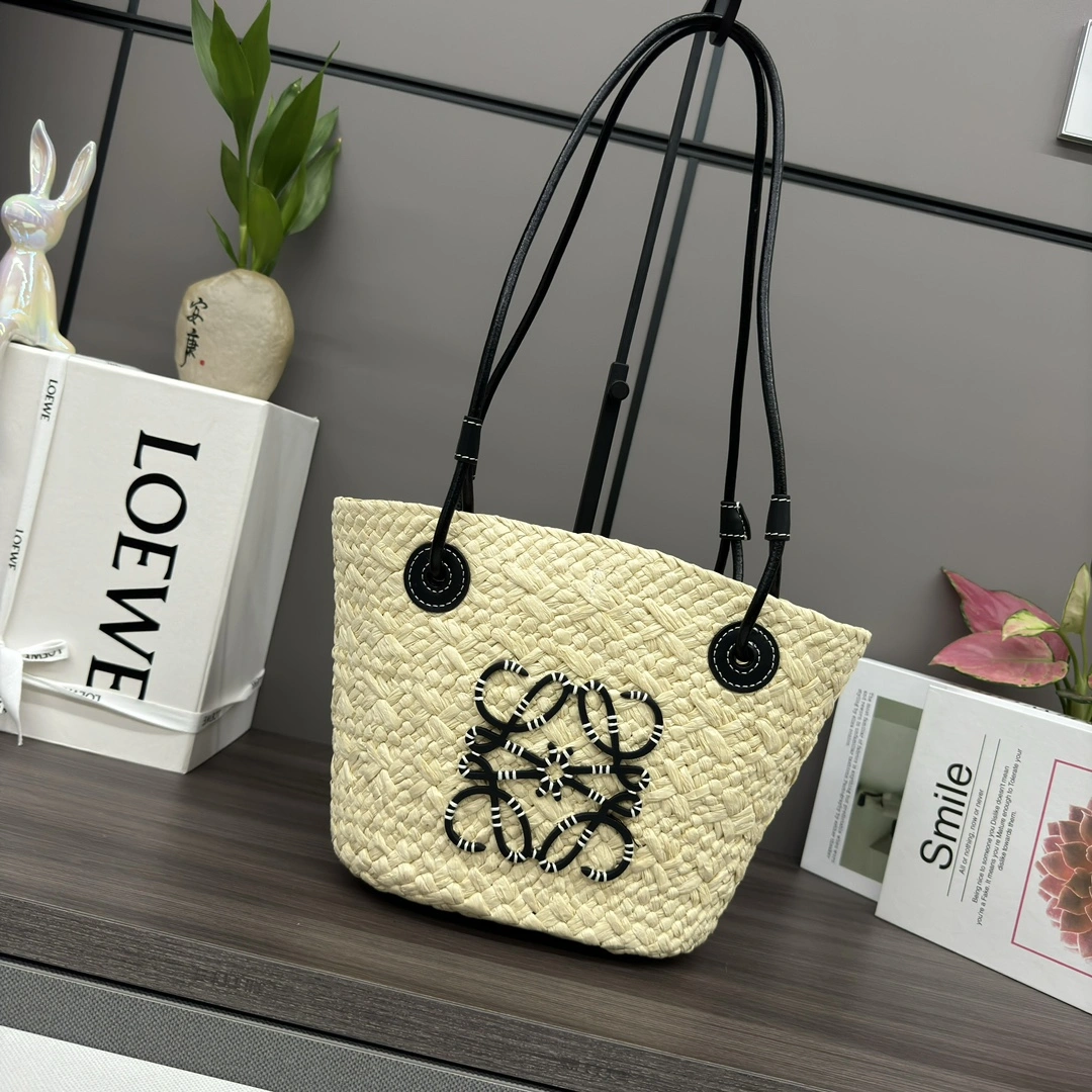 Comfortable Loewe Shopping Bags 72059
