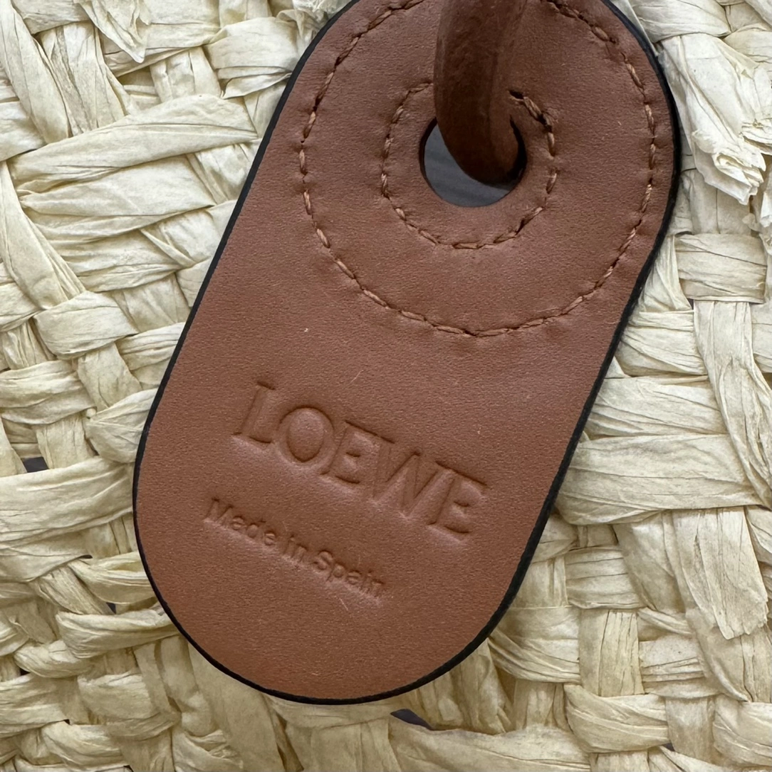Loewe Shopping Bags Sleek 72058