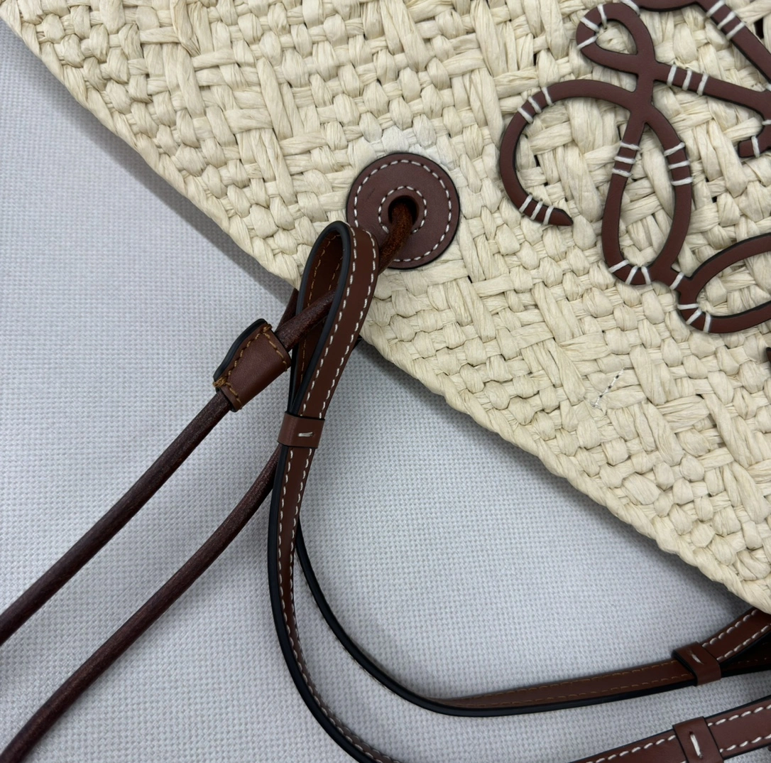 Loewe Shopping Bags WaterResistant 72056