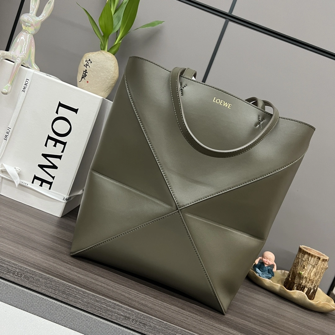 Breathable Loewe Shopping Bags 72043