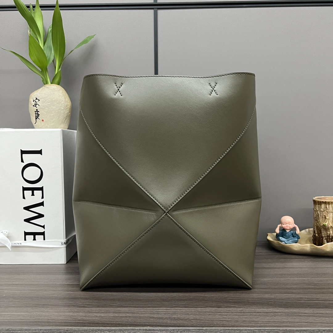 Breathable Loewe Shopping Bags 72043