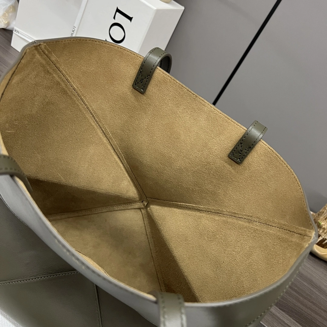 Breathable Loewe Shopping Bags 72043