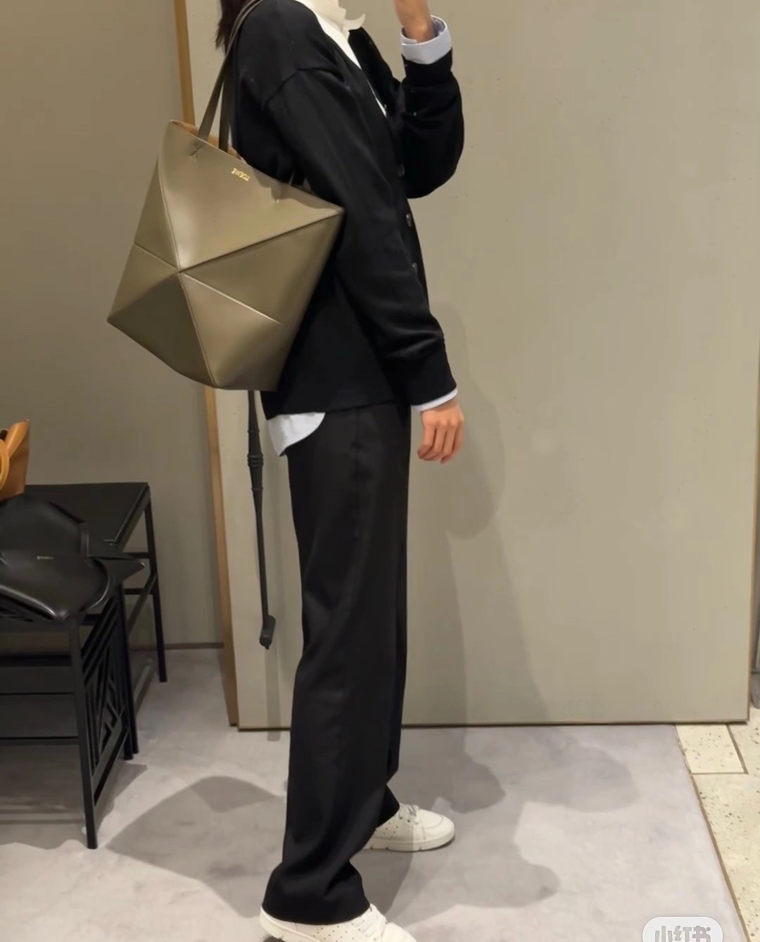 Breathable Loewe Shopping Bags 72043