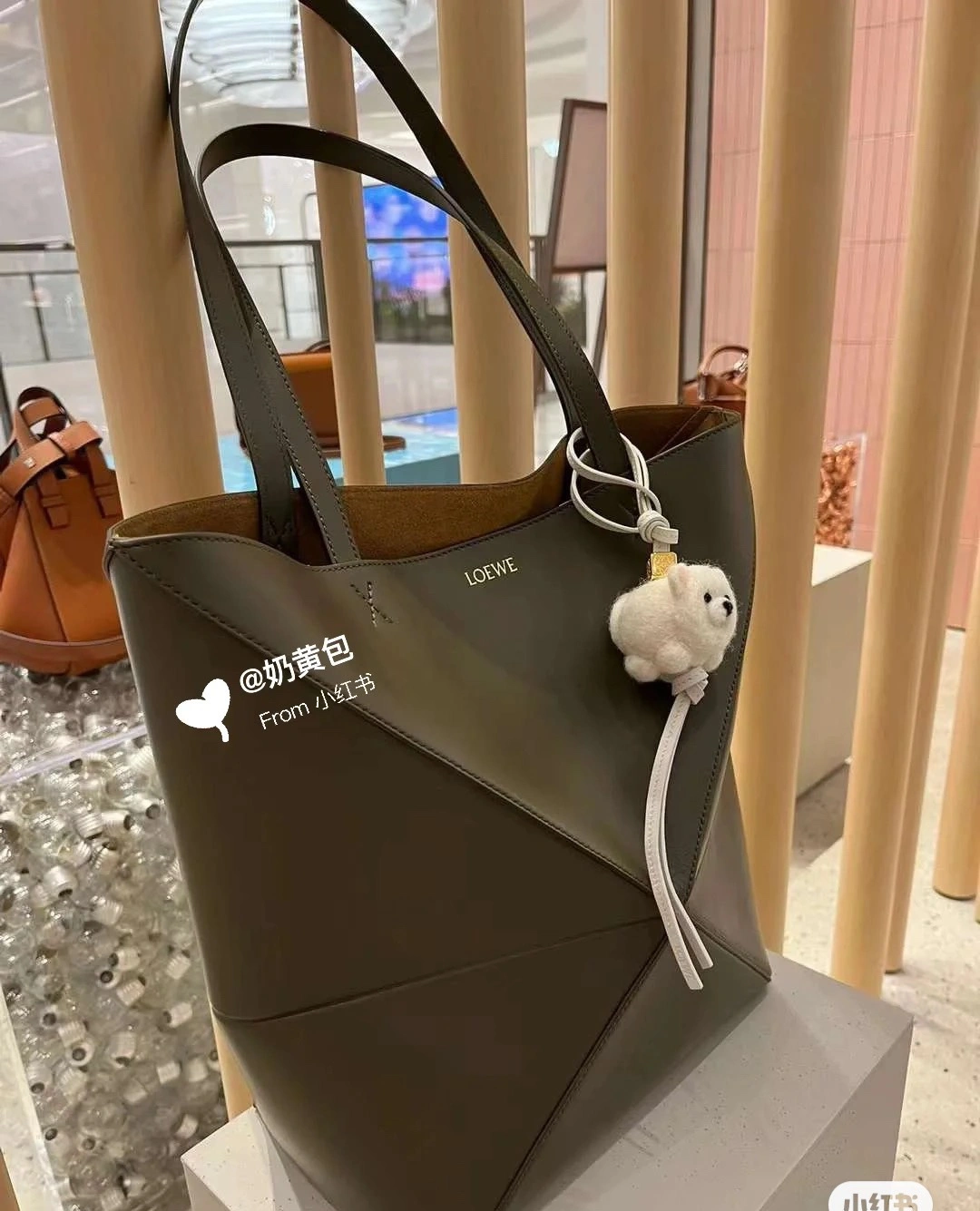 Breathable Loewe Shopping Bags 72043