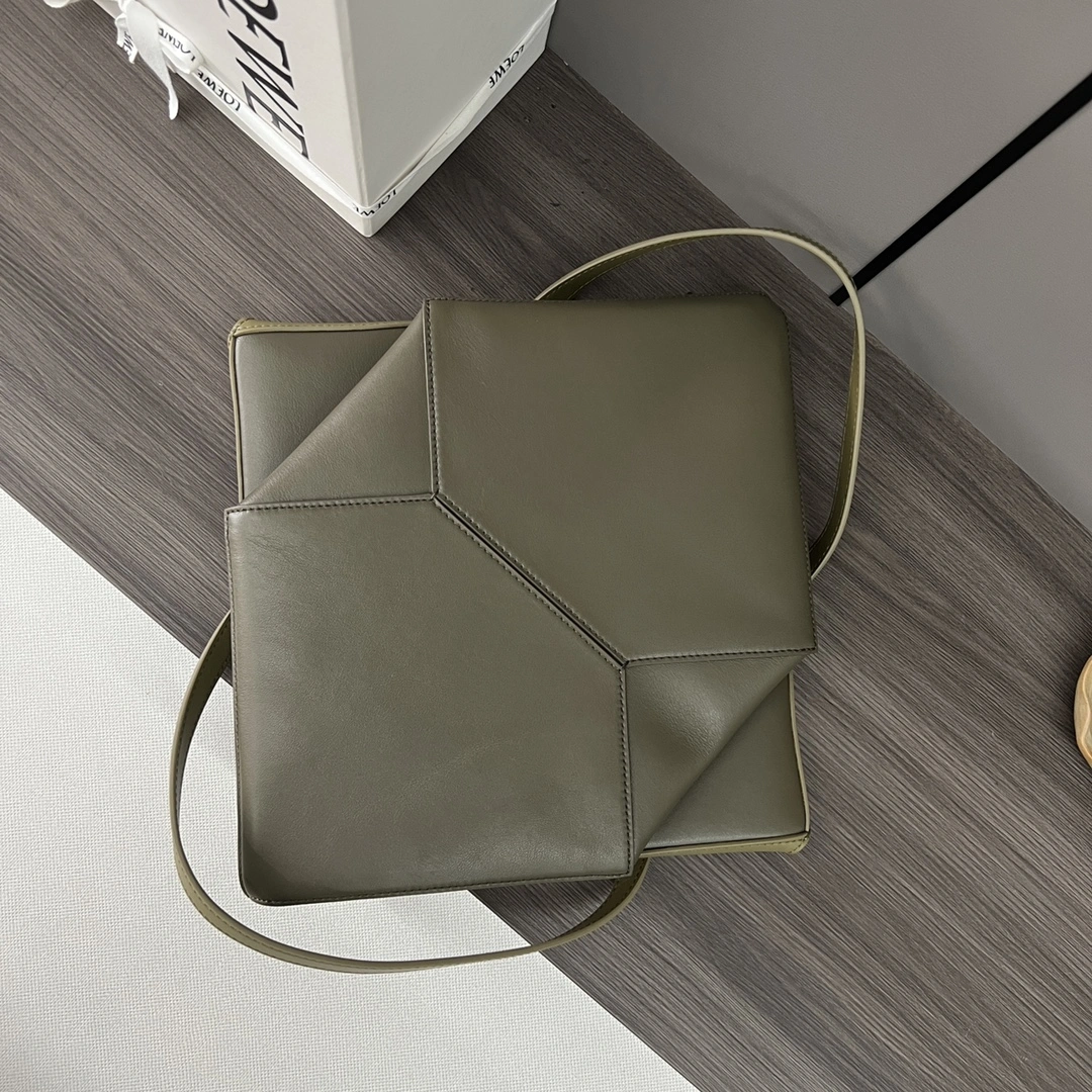 Loewe Shopping Bags TopPick 72040