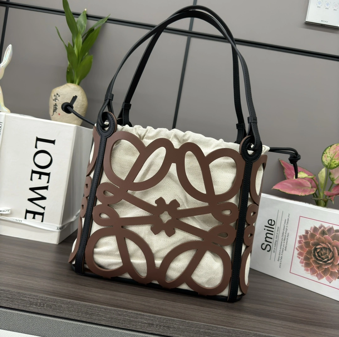 Sophisticated Loewe Shopping Bags 72031