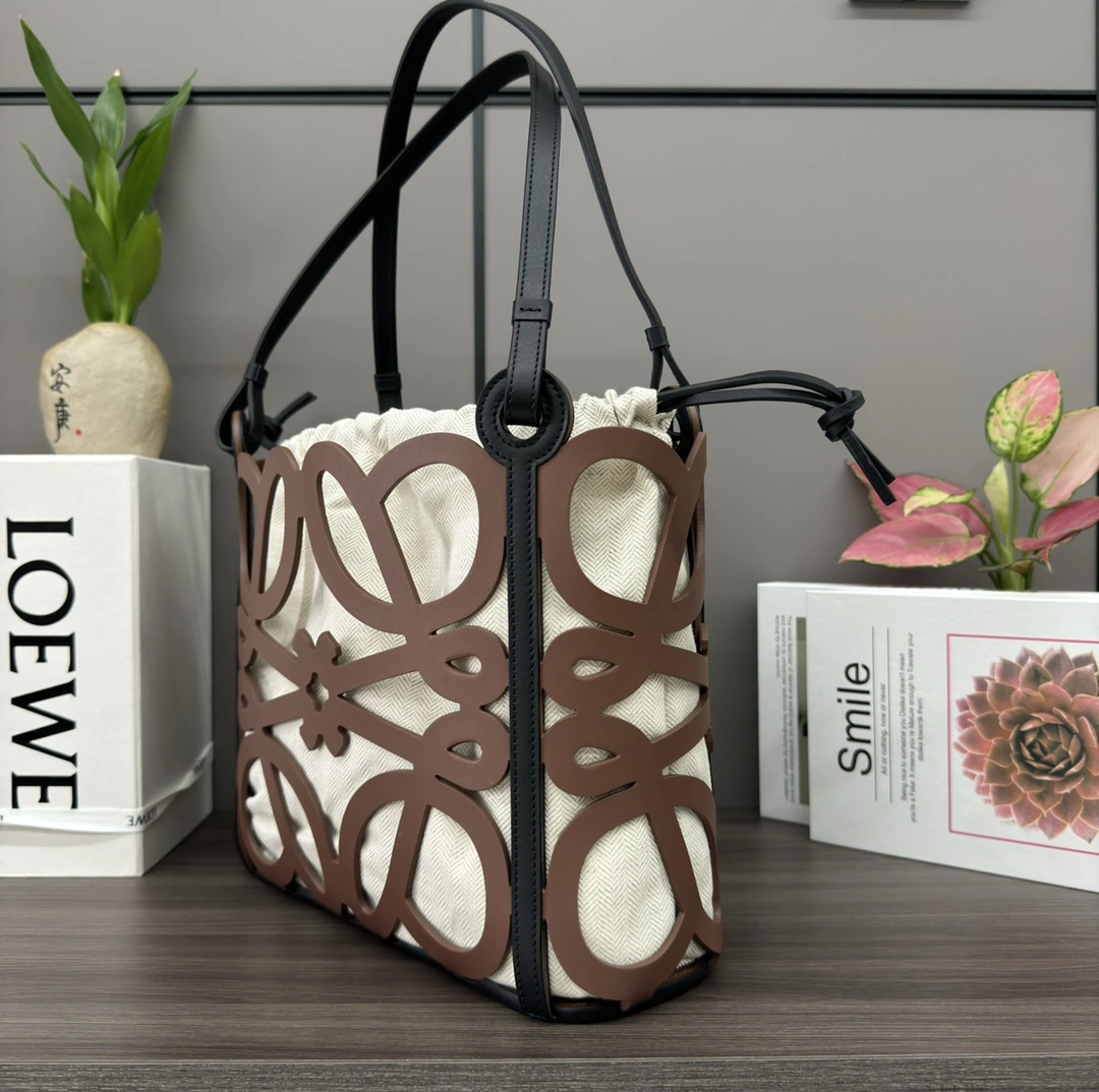 Sophisticated Loewe Shopping Bags 72031