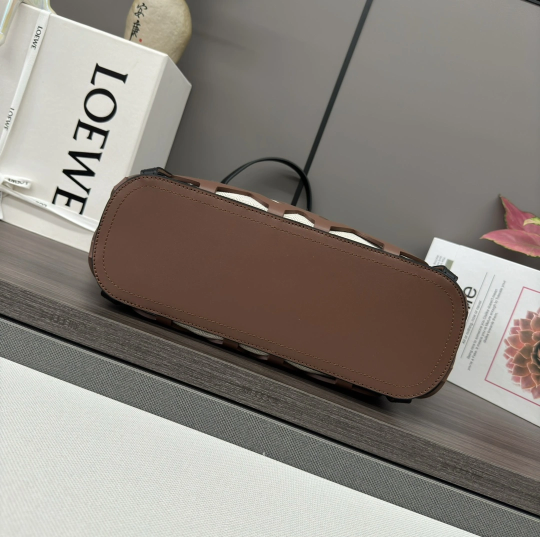 Sophisticated Loewe Shopping Bags 72031