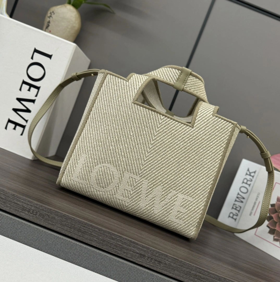 Loewe Shopping Bags Upgraded 67237