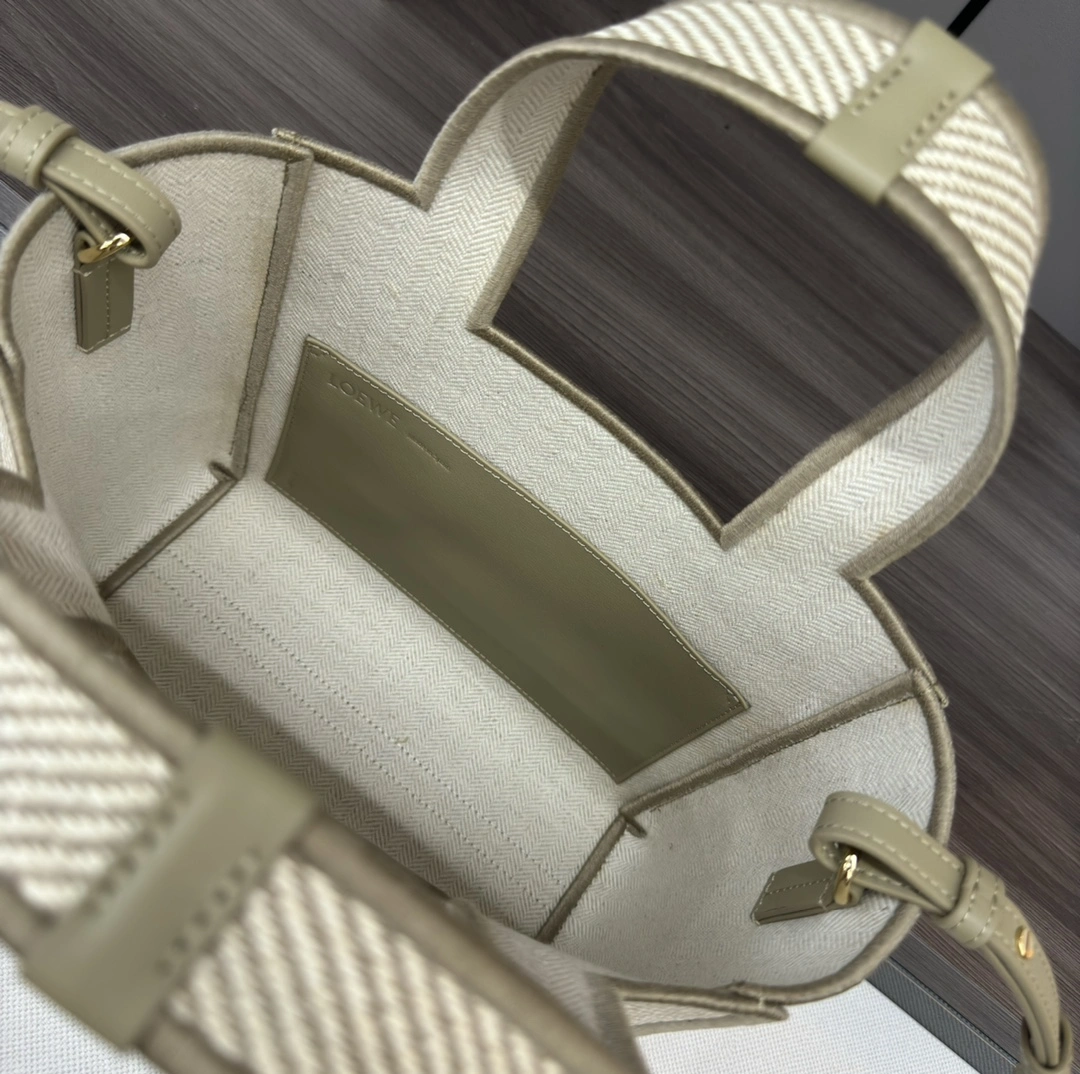 Loewe Shopping Bags Upgraded 67237