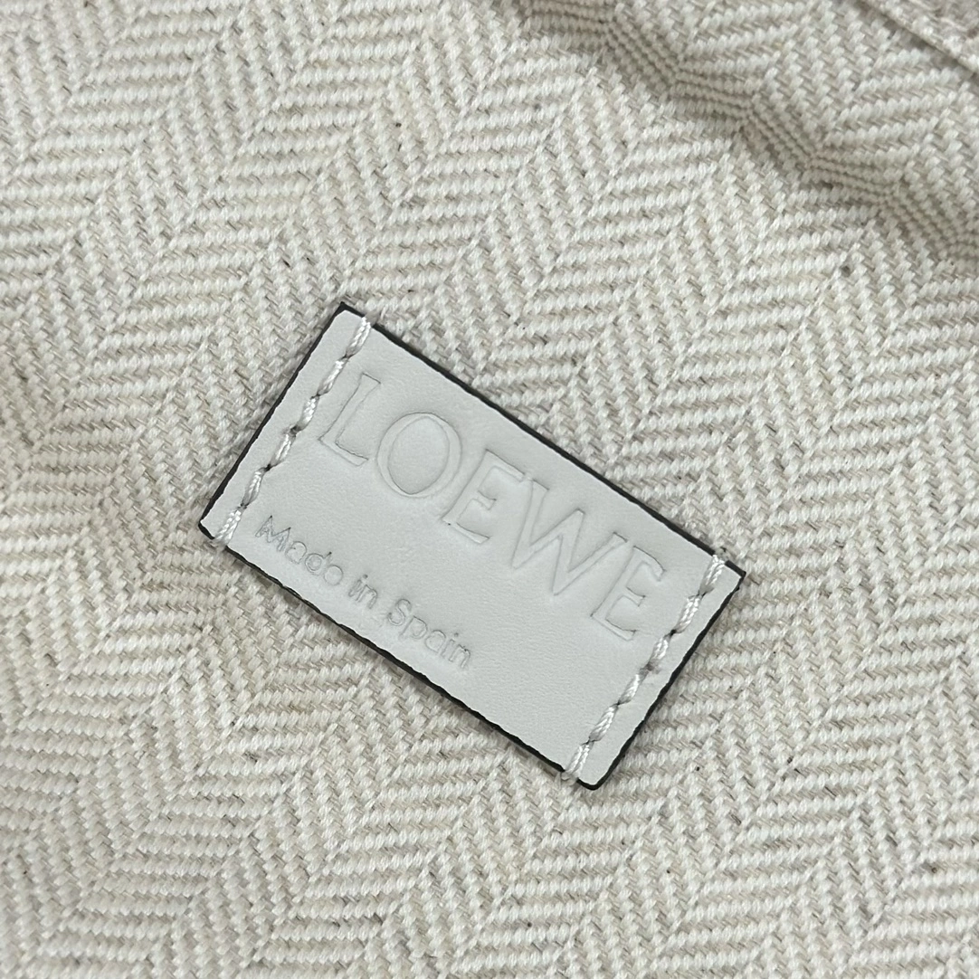 Seasonal Loewe Shopping Bags 67150