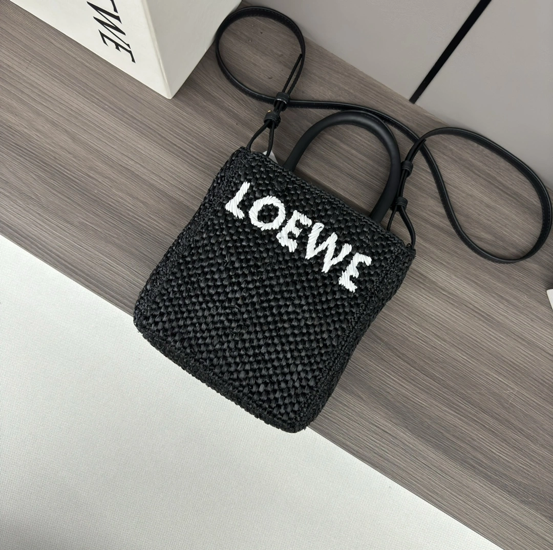 Durable Loewe Shopping Bags 67149