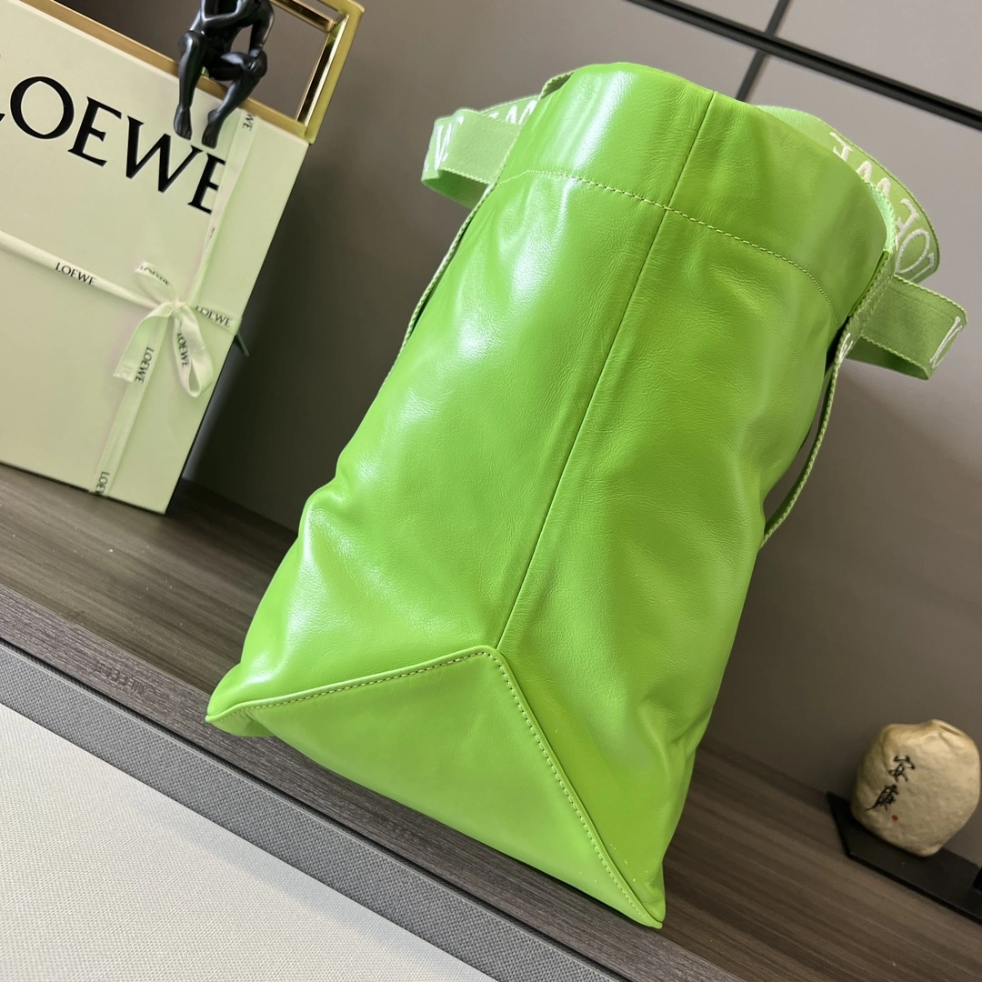 Loewe Shopping Bags Lightweight 67142