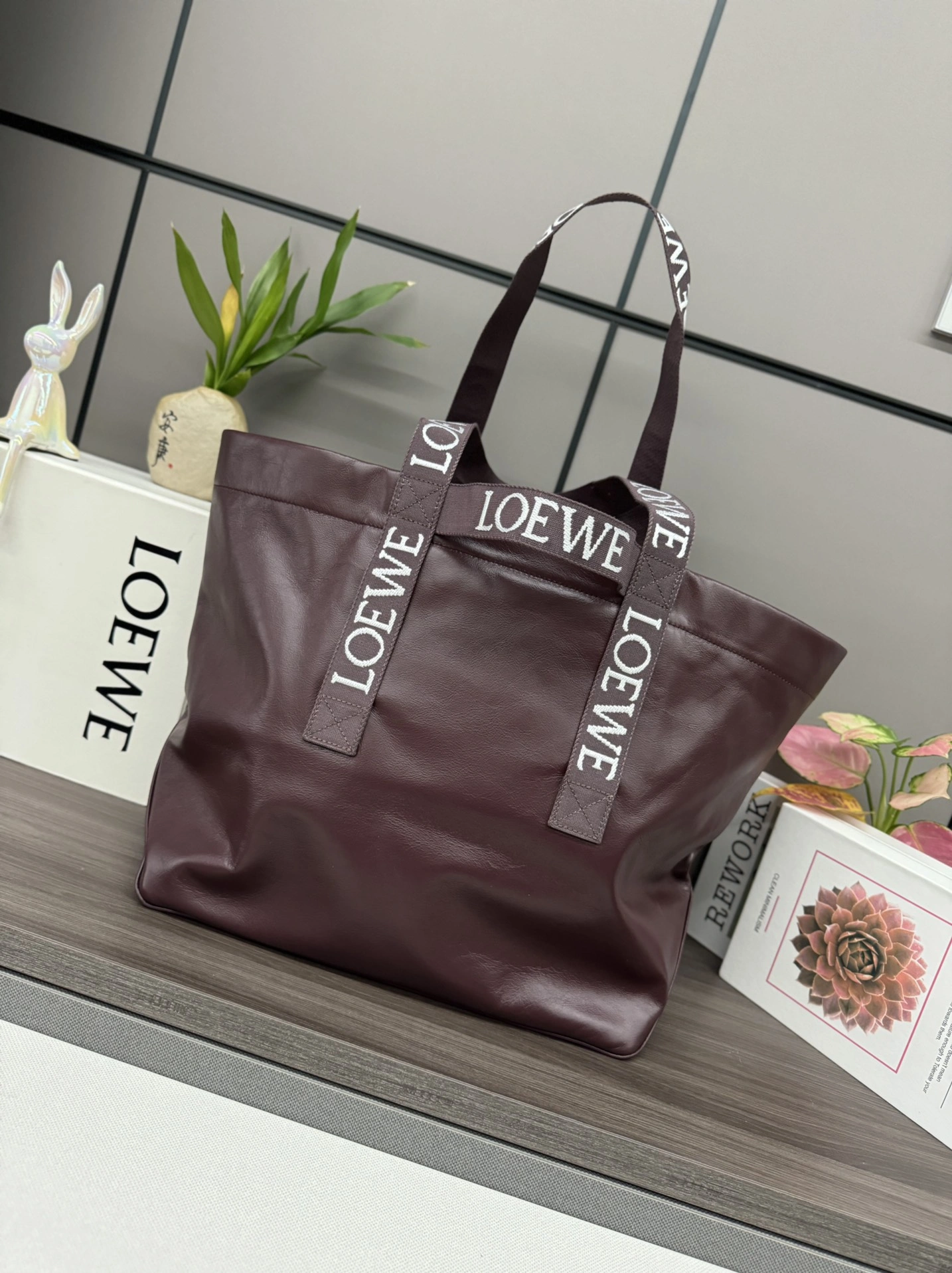 Fashionable Loewe Shopping Bags 67129