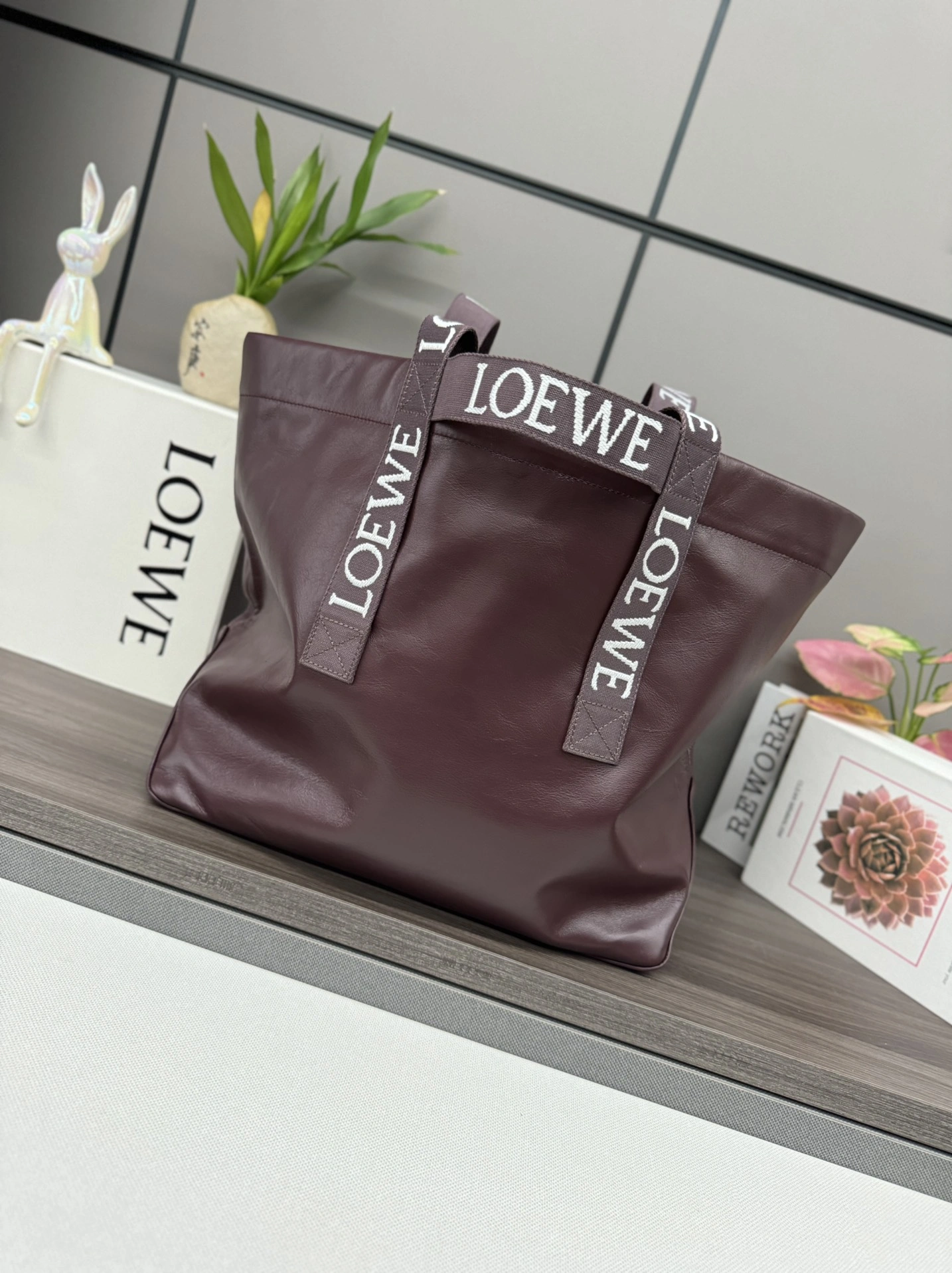 Fashionable Loewe Shopping Bags 67129