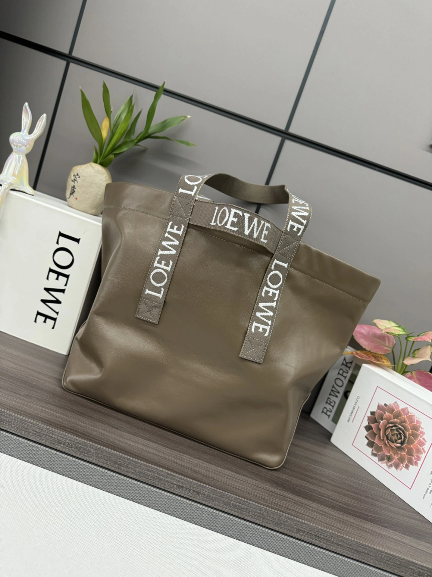 EasyMatch Loewe Shopping Bags 67132