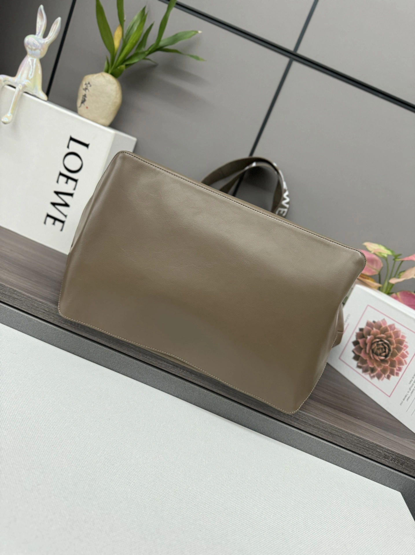 EasyMatch Loewe Shopping Bags 67132