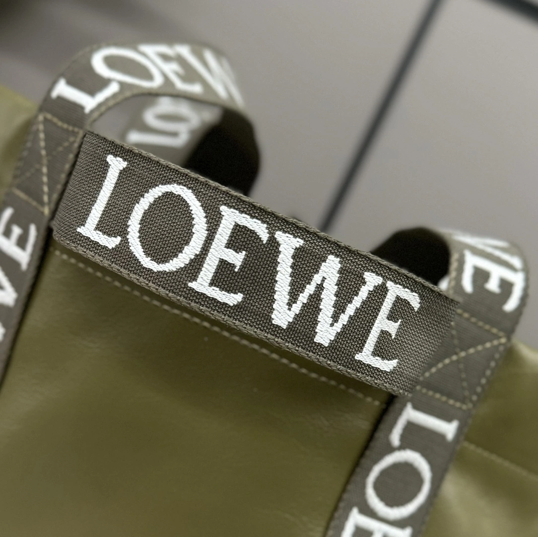Loewe Shopping Bags Versatile 67130