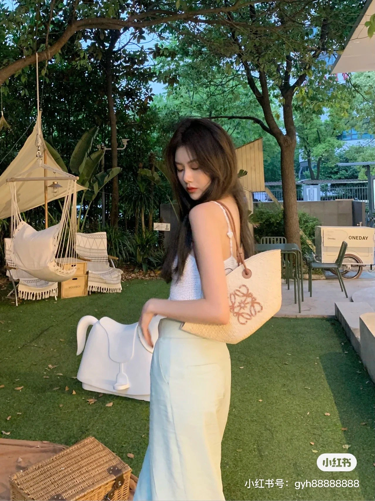Casual Loewe Shopping Bags 67131