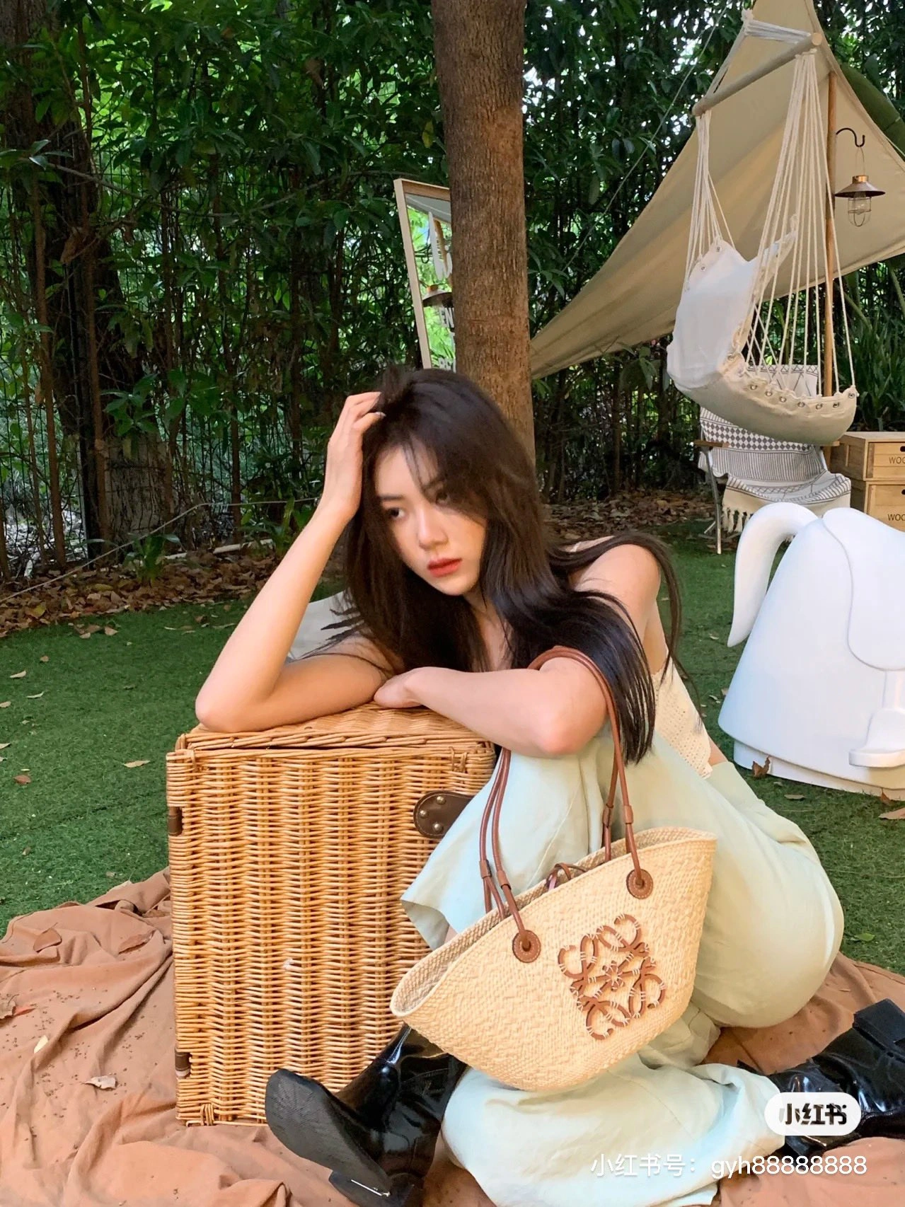 Casual Loewe Shopping Bags 67131