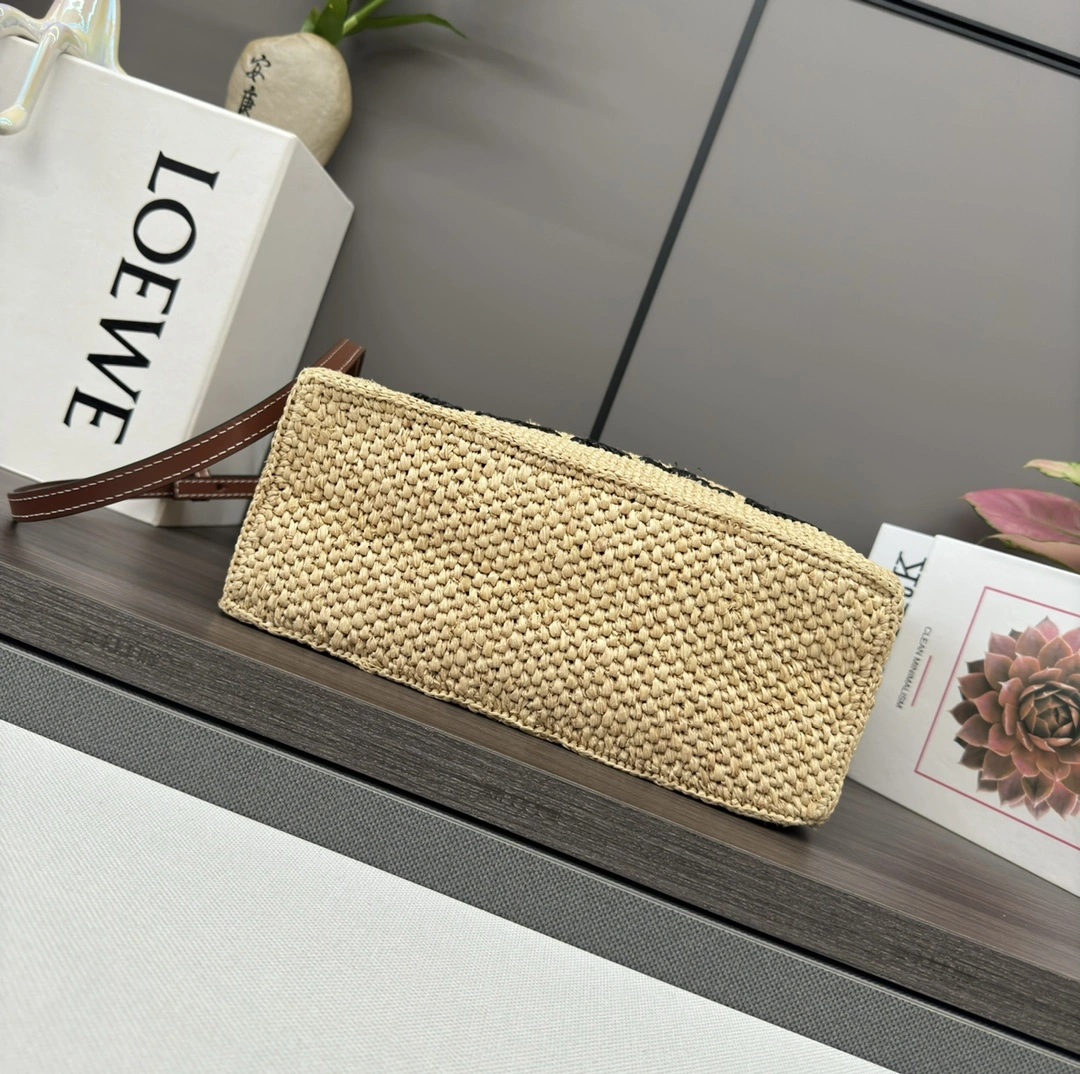 Soft Loewe Shopping Bags 67126