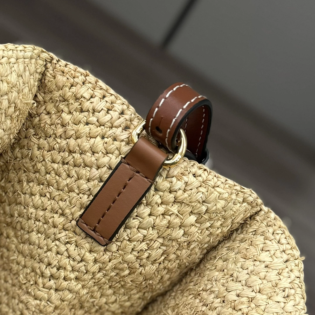 Soft Loewe Shopping Bags 67126