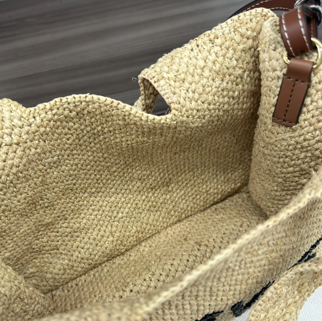 Soft Loewe Shopping Bags 67126