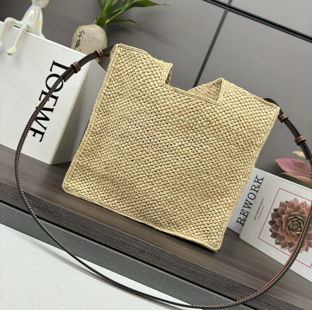 Loewe Shopping Bags OdorResistant 67140