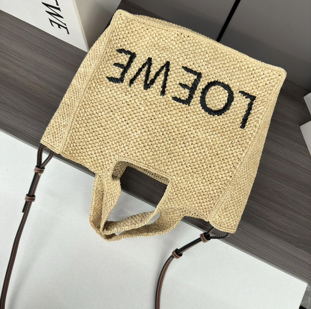 Loewe Shopping Bags OdorResistant 67140