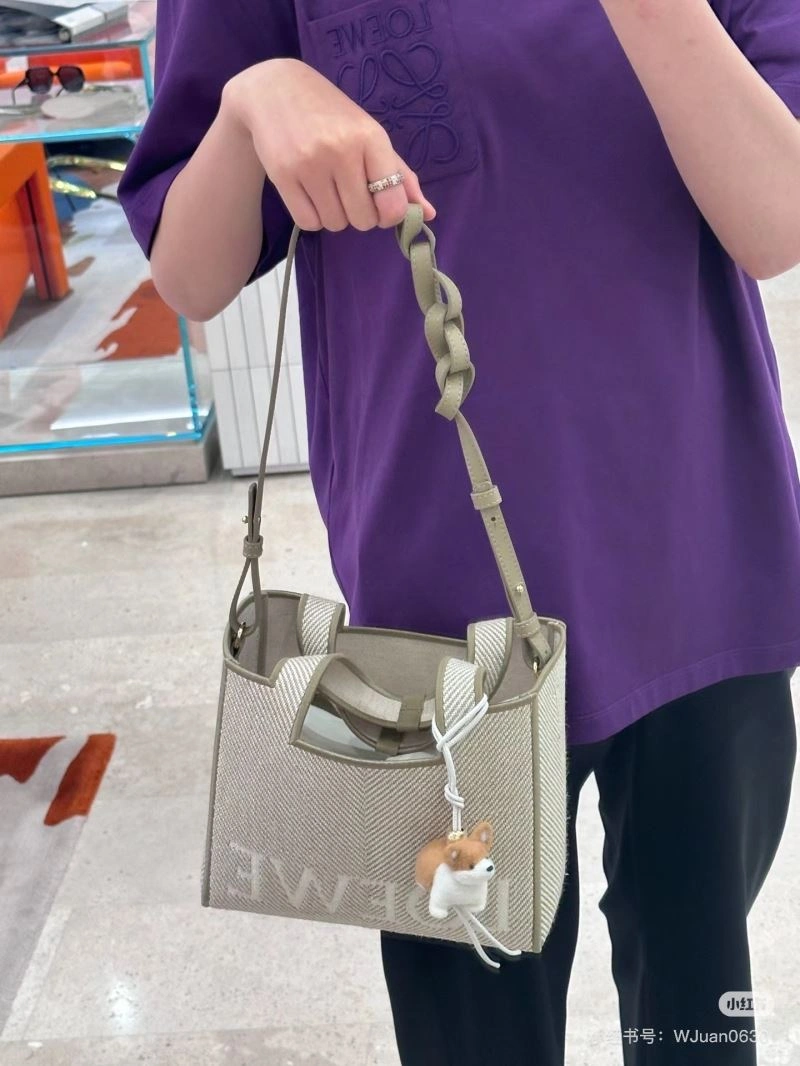 WrinkleFree Loewe Shopping Bags 61416